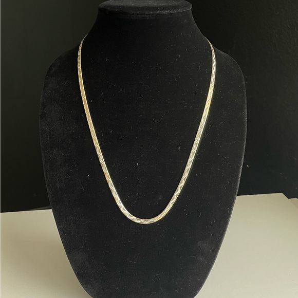 Vintage sterling silver 24” Gold Milror Italy 925 Herringbone Necklace - Picture 6 of 8